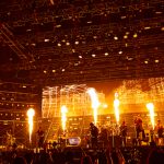 UVERworld、映画『ブレイブ ‐群青戦記-』の主題歌含む新曲満載のアリーナツアーがスタート！