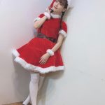 上坂すみれ、“毛深い”サンタコスプレに「めちゃくちゃお似合いです」「気持ち良く年越せそう」と歓喜の声！