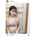 日比野友香、透き通る美バストで魅了する自撮りビキニショット！