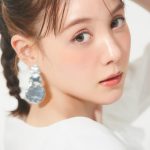トリンドル玲奈・瑠奈公式YouTubeチャンネル「トリンドるんるん」を開設。 初回動画は父と母も登場！家族全員でクリスマスパーティー！