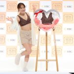 7人の鈴木奈々が7色のLUNAナイトブラで登場！ 鈴木奈々もビックリの奈々マスクファッションショー