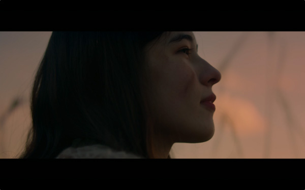 ViVi専属モデル・アリアナさくら、TVアニメ『呪術廻戦』エンディングテーマ「give it back」MVに出演!