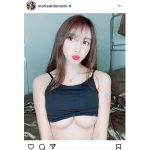 森咲智美「出ちゃった」キャミソールからあらわの下乳ショット！