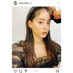 新木優子、透け感黒コーデで肌見せセクシー「シンデレラみたい！」