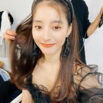新木優子、透け感黒コーデで肌見せセクシー「シンデレラみたい！」