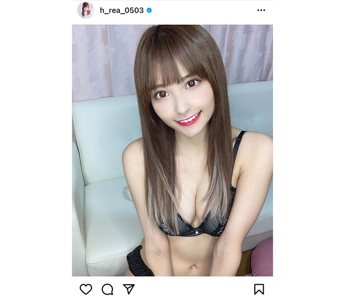 花咲れあの前髪ぱっつんショットに反響！「本当に セクシーで美しい」