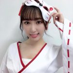 NMB48 原かれん、狐のお面がワンポイントな巫女ショット公開！「どこに行けば会えますか」