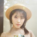 浜辺美波、最高に‟大人エモい“メモリアルカレンダーの発売が決定！