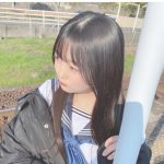 STU48 石田千穂、満面の笑顔を見せた写真集オフショット披露！