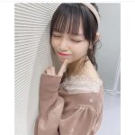 STU48 岩田陽菜、壁にひっつき“プク顔”披露！「最強なそ」「壁になりたい人生だった」