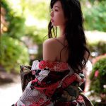 くりえみ、妖艶な振袖セクシーショットに視線釘付け！