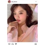 サイバージャパンダンサーズ・KOZUE、シャツの隙間からのぞく谷間がセクシーすぎる！「宇宙一色っぽい！」