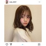 NGT48 清司麗菜、巻き髪アンニュイ目線でサロンモデル風ショット！