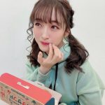 HKT48 田島芽瑠、多忙な毎日でも笑顔は忘れないアイドルショット！「おいしくたべる、君が好き」