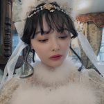 玉城ティナ、まるでマリー・アントワネットのような貴族コーデを披露「一緒に白米を作りましょう」