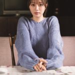 乃木坂46 梅澤美波がリラックスした姿から熱視線まで魅力を届ける「blt graph.」表紙カット解禁
