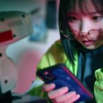 齋藤飛鳥はライフル、生田絵梨花は2丁拳銃で狙い撃ち！「荒野行動」コラボ楽曲MV解禁