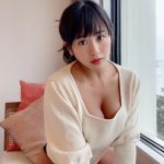 EXERGiRLS・KURUMIのニットから覗くバストに釘付け！「心臓バクバク」