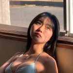 豊田ルナが週プレのオフショットを公開！「けしからんボディ！」