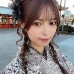 elsy 新井椎夏、レトロな着物姿で大人の微笑みポートレート