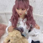 林ゆめ、ピンクツインテールのヘアスタイルで”地雷メイク”に挑戦！