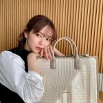 鈴木愛理がサマンサベガとのコラボトートを紹介！「私はそのままストンって持つのが好き」