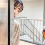 AKB48 小栗有以、壁からひょっこり見つめ合うドキドキシチュエーション！