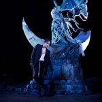 登坂広⾂、ソロ名義をØMIに改めEP作品『ANSWER... SHADOW』をリリース