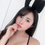 佐藤望美、バニーガールコスプレでウィンク！「可愛い過ぎるしセクシー過ぎるよ」