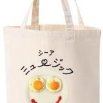 土屋太鳳、世界的ポップスター・シーアと日本オリジナル・グッズで再びコラボ