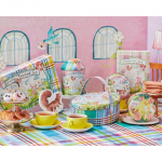 限定デザインのお茶や焼き菓子を2 月25 日（木）から数量限定で発売