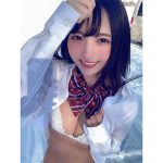 由良ゆら、雪原で制服のシャツを全開！ギャップがたまらない「これがこう」ショット公開