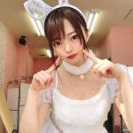 杏ちゃむ、ゆるふわの全身白ウサギコーデに反響！