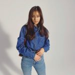 新木優子、スタイルブックからデニムコーデをチラ見せ「脚長い！」「似合ってる素敵」