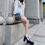 藤川らるむ、異次元の美しさ放つ美脚ショット公開！「スタイル良すぎる」「半端なく綺麗」