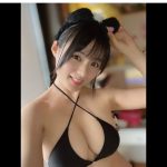 星名美津紀、猫耳付きのセクシー黒ビキニ姿に釘付け！