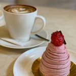 岸明日香が大人の色気漂う淡色ワンピでポーズ！「これは最強。ヤバ過ぎる！」