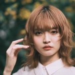 Nagie Lane れいちょる、ミモザをバックにアンニュイな表情で佇むポトレを公開！