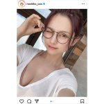 桃月なしこ、デコ出しメガネショットでウィンク！「尊い」「最高に美しいです」