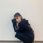 道重さゆみ、ポニーテール×ミニスカで魅せる美脚ショット！「今日も可愛い天才！！」