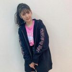 道重さゆみ、ポニーテール×ミニスカで魅せる美脚ショット！「今日も可愛い天才！！」