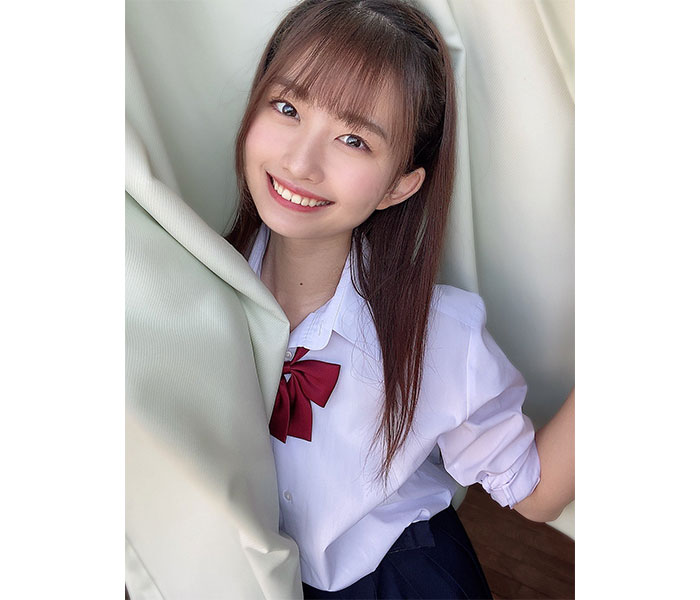 佐藤望美、桃尻強調で魅せるバックショット！「おしり可愛いすぎる」