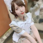 橘ひと美、猫耳カチューシャ×メイドコスプレで釘付け！「ひと美ちゃんしか勝たん」