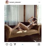 高崎かなみ、美脚投げ出す全身美ボディ披露！