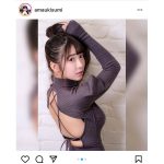 「#2i2（ニーニ）」天羽希純、背中開きニットで溢れる大人の色気