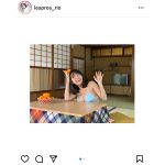 寺本莉緒、コタツでぬくぬくビキニショットに反響！「笑顔素敵過ぎるよ」