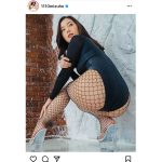 内田瑞穂、網タイツとヒールで魅せる圧巻の美尻ショット！