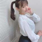 上坂すみれ、透け感ブラウスの“秘書風”ショットに反響ぞくぞく！「スタイリッシュに可愛いです」