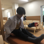 福士蒼汰のストレッチ姿に称賛の声「スタイル良すぎる」「「一緒にストレッチしたい」