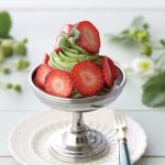 ≪キハチ カフェ≫新食感マカロンなど、春の香りに包まれる新作スイーツが続々登場！苺×抹茶の期間限定フェア